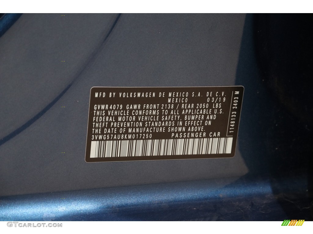 2019 Golf SE - Silk Blue Metallic / Titan Black photo #18