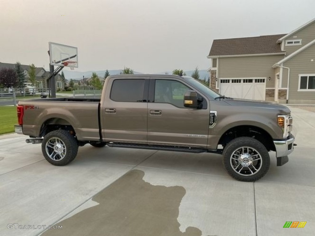 2019 F350 Super Duty Lariat Crew Cab 4x4 - Stone Gray Metallic / Earth Gray photo #5