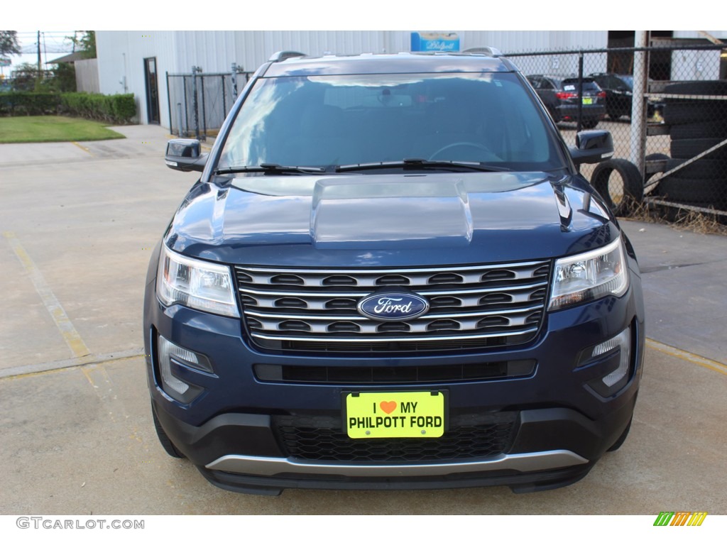 2017 Explorer XLT - Blue Jeans / Ebony Black photo #3