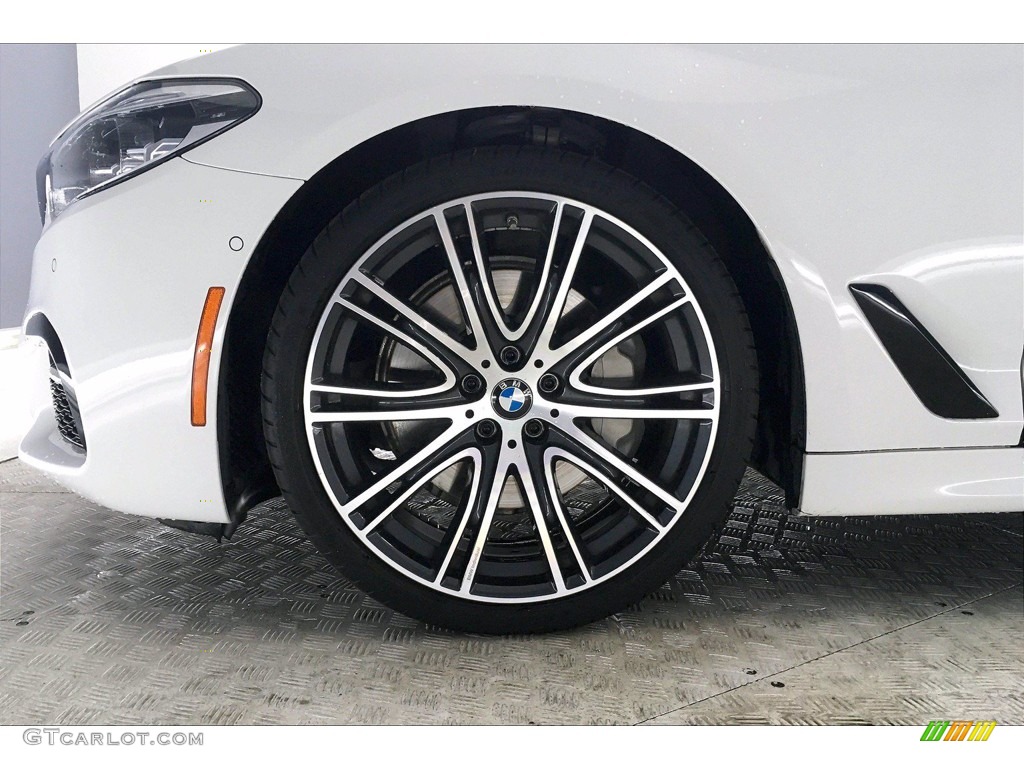 2017 5 Series 540i Sedan - Alpine White / Black photo #8