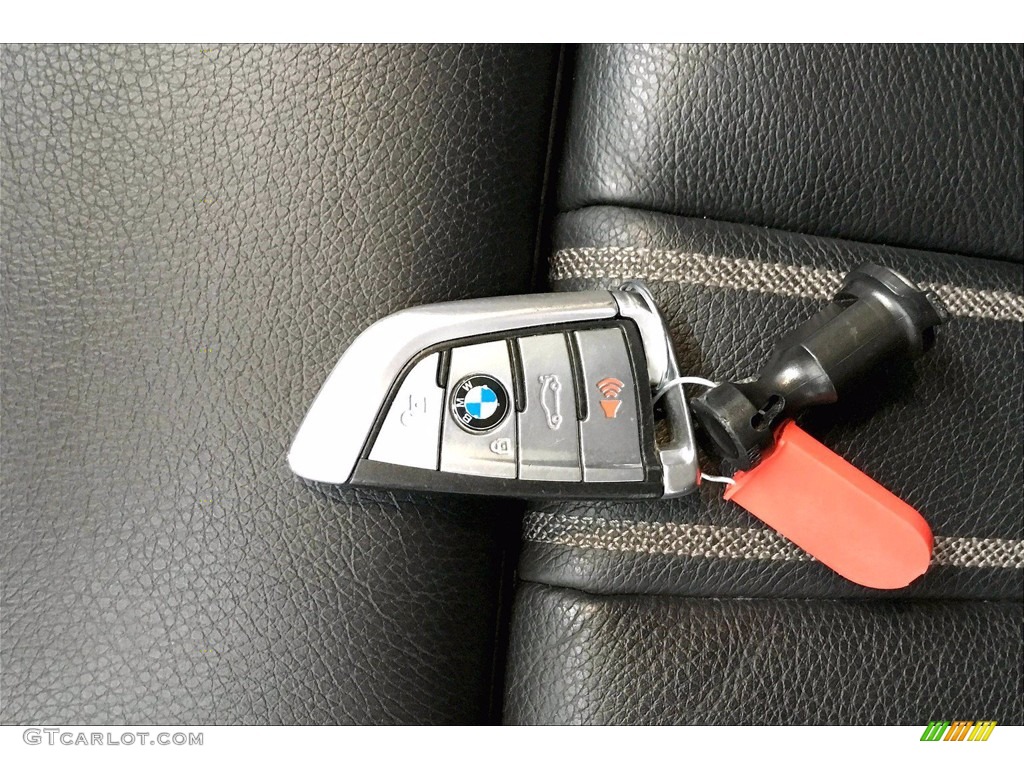 2017 5 Series 540i Sedan - Alpine White / Black photo #11