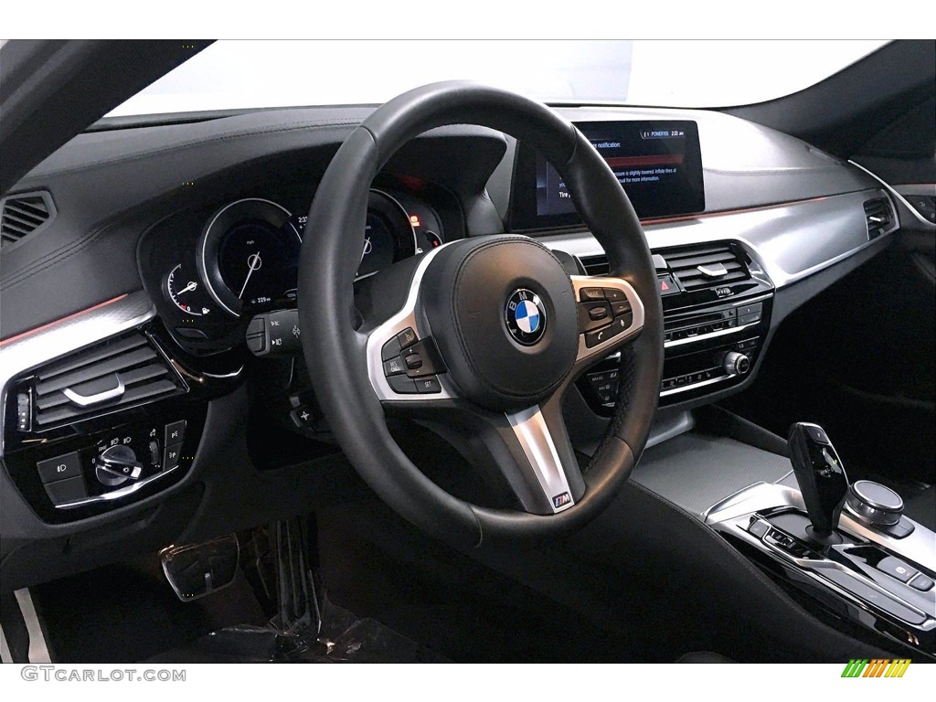 2017 5 Series 540i Sedan - Alpine White / Black photo #21