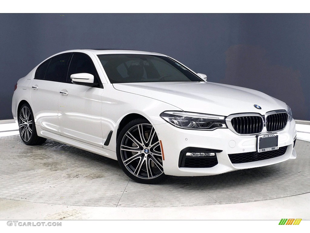 2017 5 Series 540i Sedan - Alpine White / Black photo #37