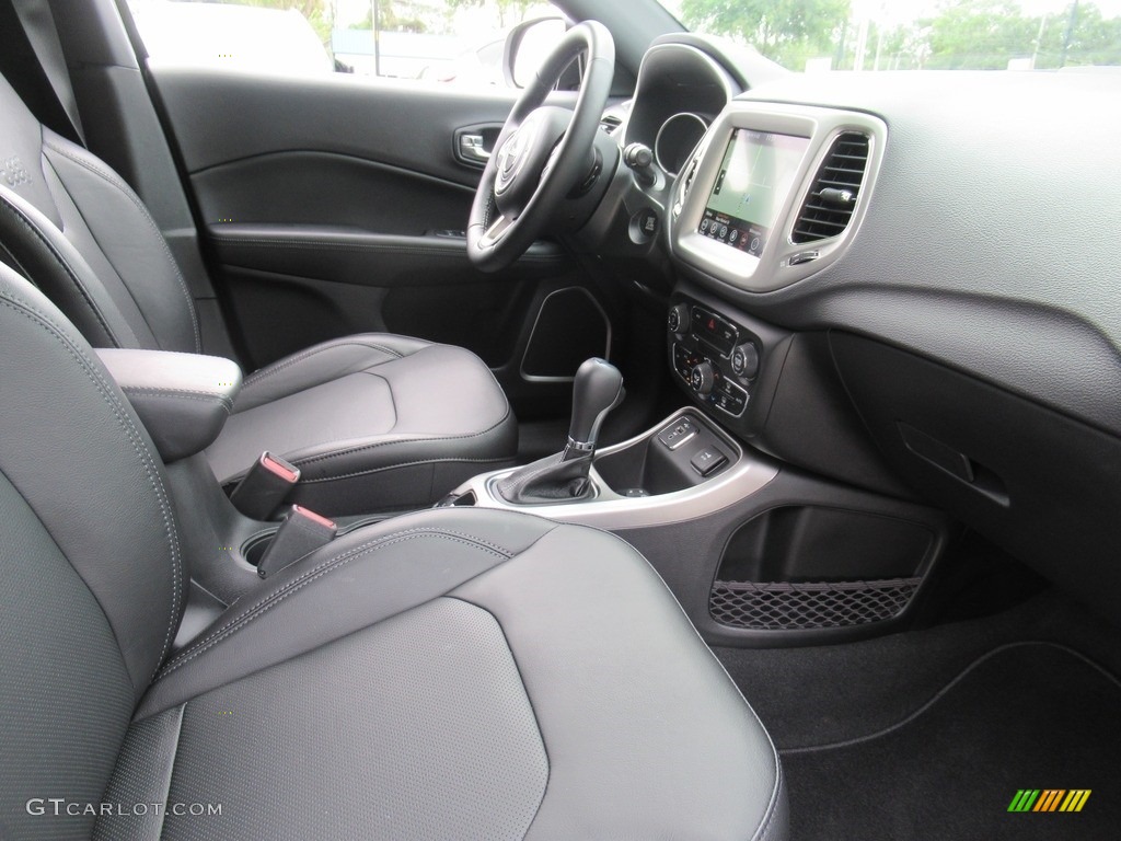 2020 Jeep Compass High Altitude Front Seat Photo #139527640