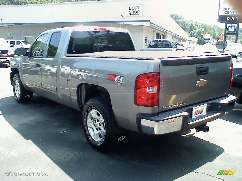 2008 Silverado 1500 LT Extended Cab 4x4 - Graystone Metallic / Dark Titanium photo #3