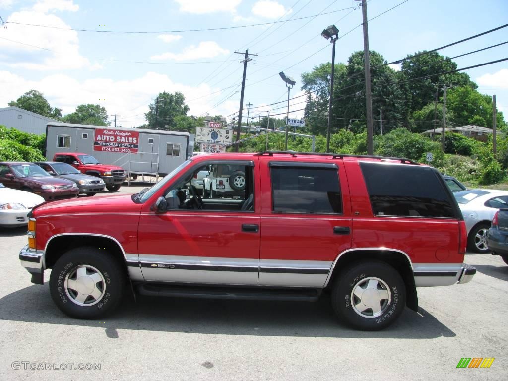 1996 Tahoe LT 4x4 - Victory Red / Gray photo #7
