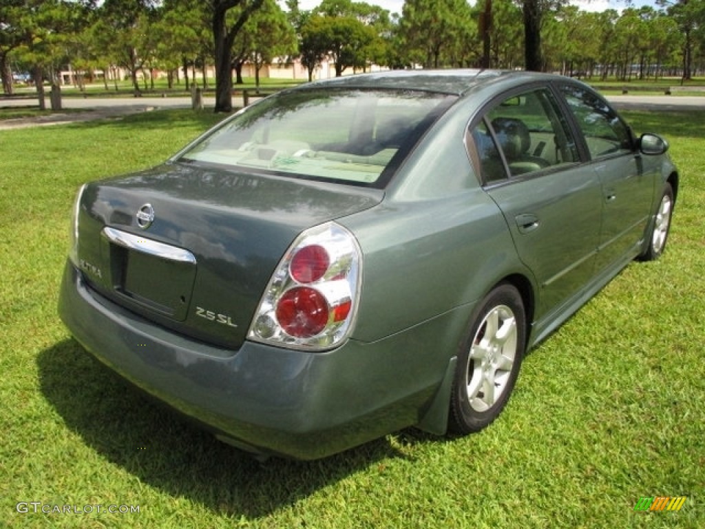 2005 Altima 2.5 S - Mystic Emerald Green / Blond photo #9