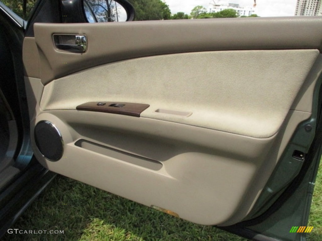 2005 Altima 2.5 S - Mystic Emerald Green / Blond photo #43