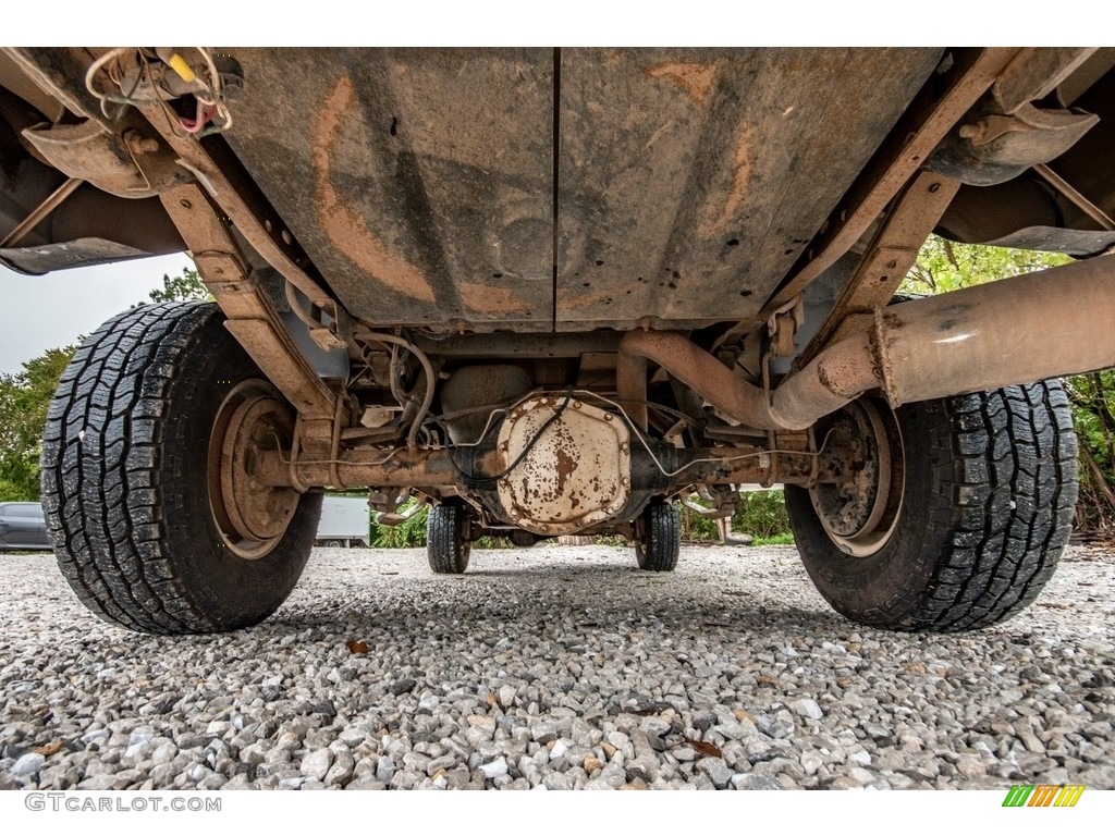 1996 Ford F250 XL Extended Cab 4x4 Undercarriage Photos