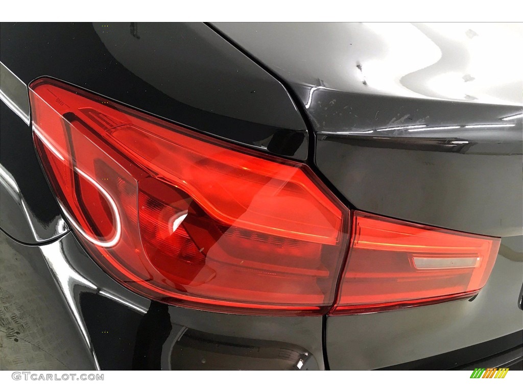 2020 5 Series 530i Sedan - Jet Black / Black photo #15