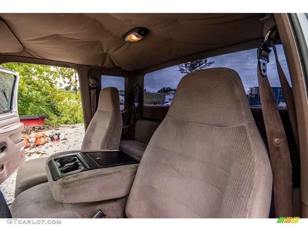 1996 F250 XL Extended Cab 4x4 - Oxford White / Beige photo #18