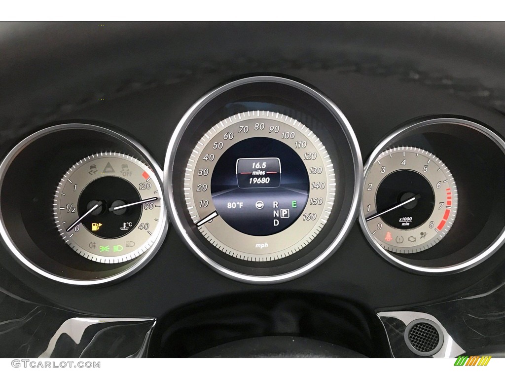 2017 Mercedes-Benz CLS 550 4Matic Coupe Gauges Photos