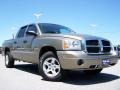 Light Khaki Metallic - Dakota SLT Quad Cab 4x4 Photo No. 1