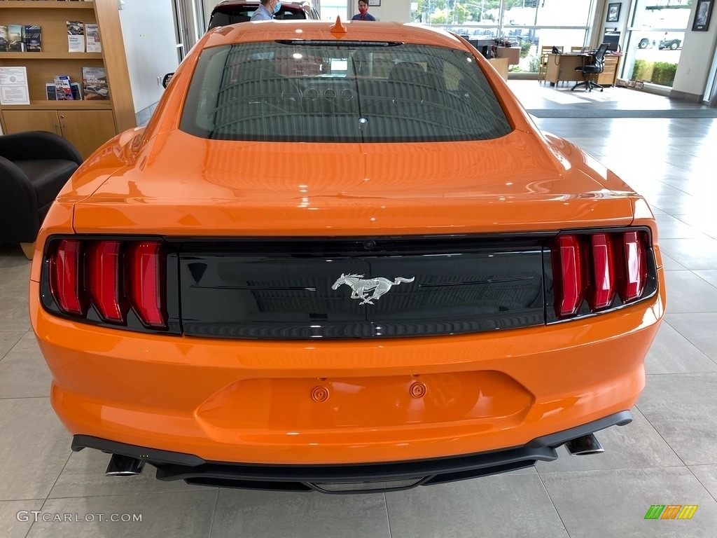 2020 Mustang EcoBoost Fastback - Twister Orange / Ebony photo #3