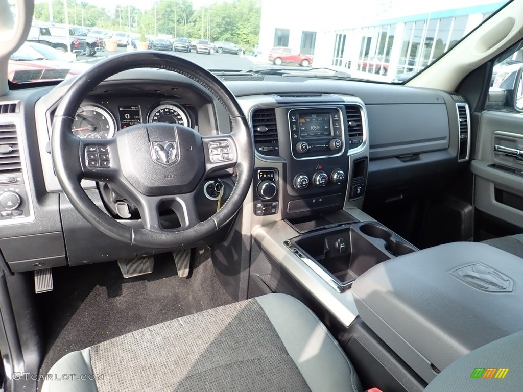 Black/Diesel Gray Interior 2015 Ram 1500 Big Horn Crew Cab 4x4 Photo #139539864