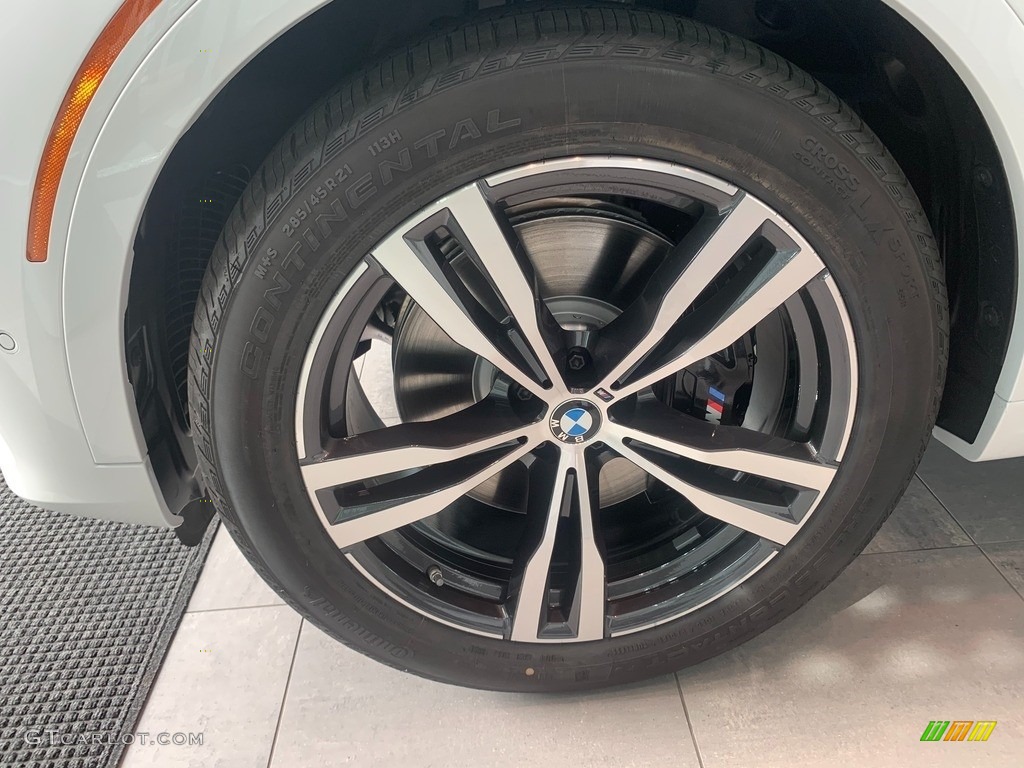2021 BMW X7 xDrive40i Wheel Photo #139540362