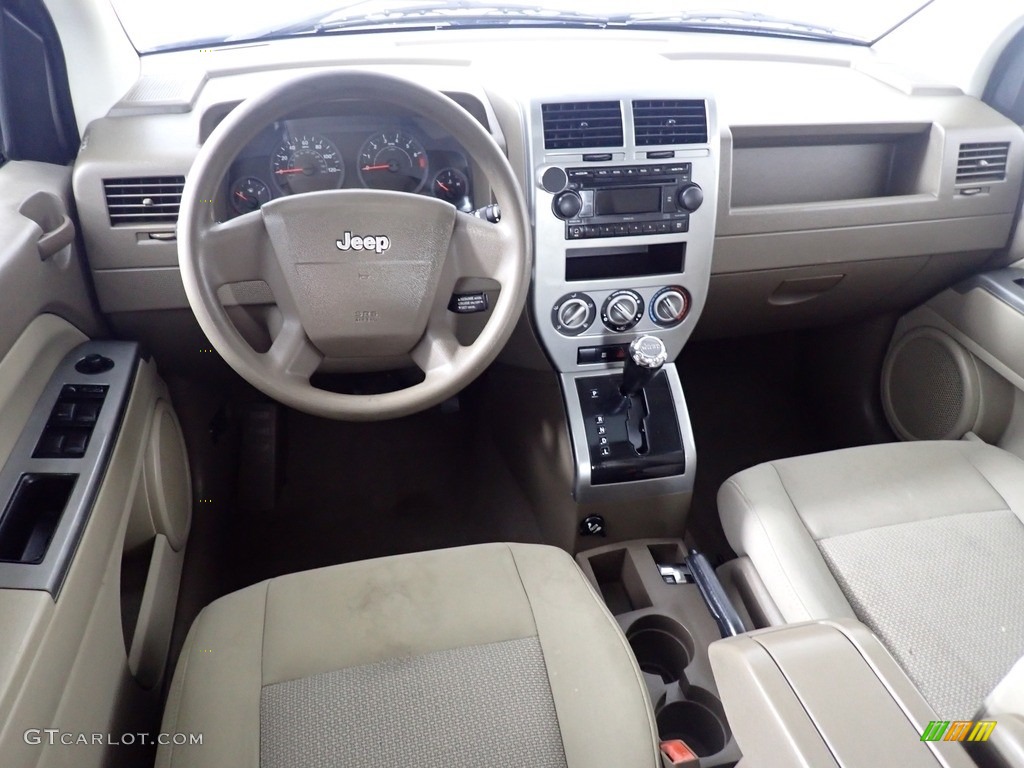 2007 Compass Sport 4x4 - Jeep Green Metallic / Pastel Slate Gray photo #26