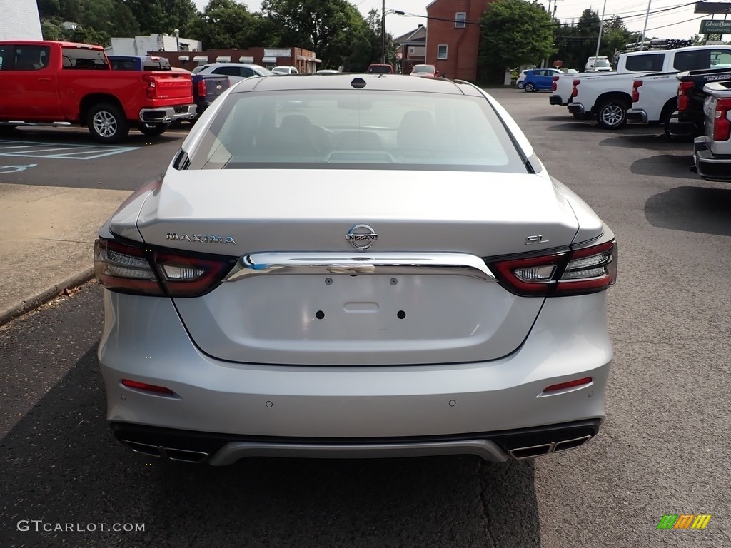 2020 Maxima SL - Brilliant Silver Metallic / Charcoal photo #5