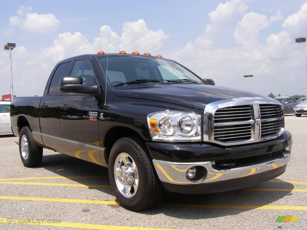 Brilliant Black Crystal Pearl Dodge Ram 2500