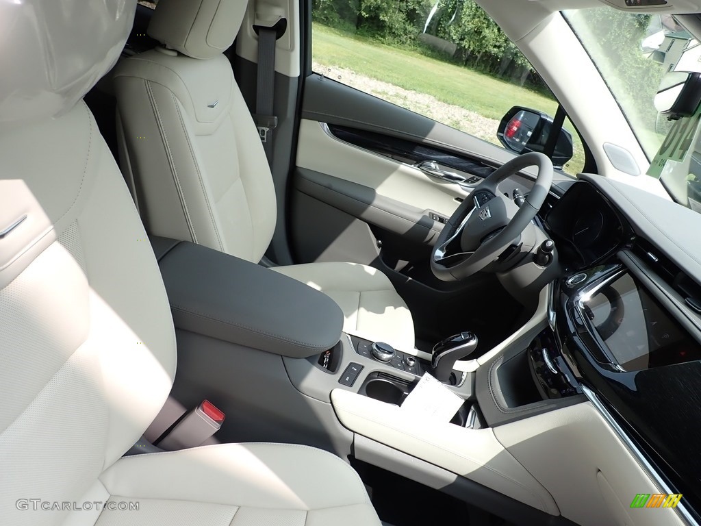 Cirrus/Jet Black Accents Interior 2021 Cadillac XT6 Premium Luxury Photo #139548536