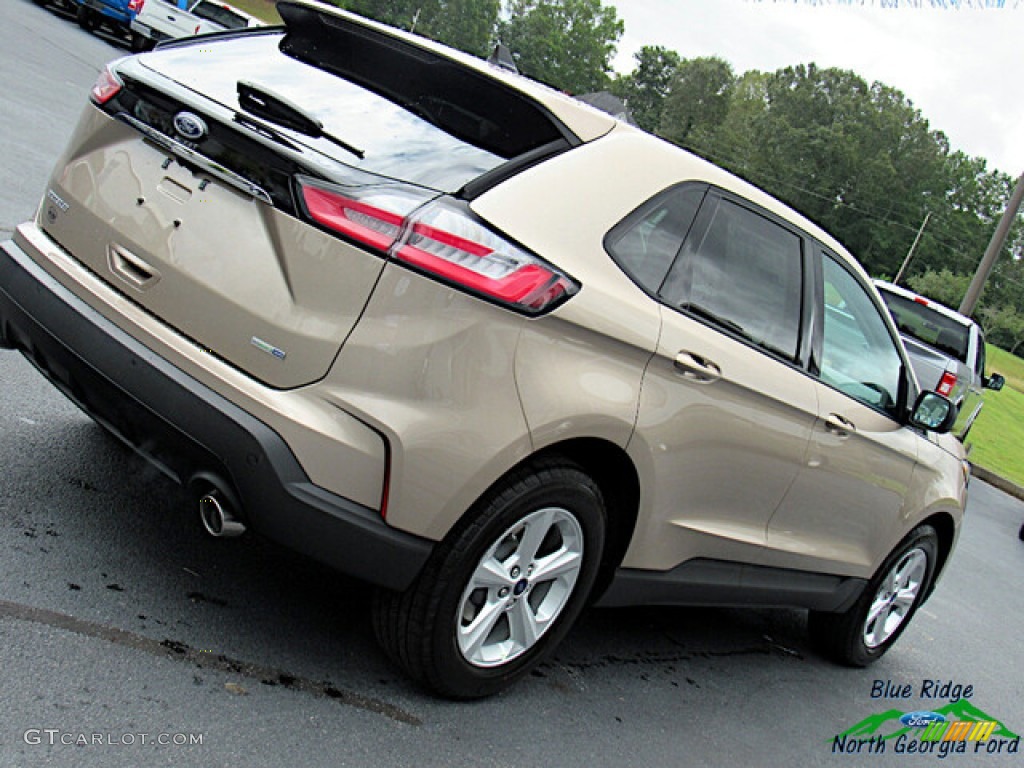 2020 Edge SE AWD - Desert Gold Metallic / Ebony photo #26