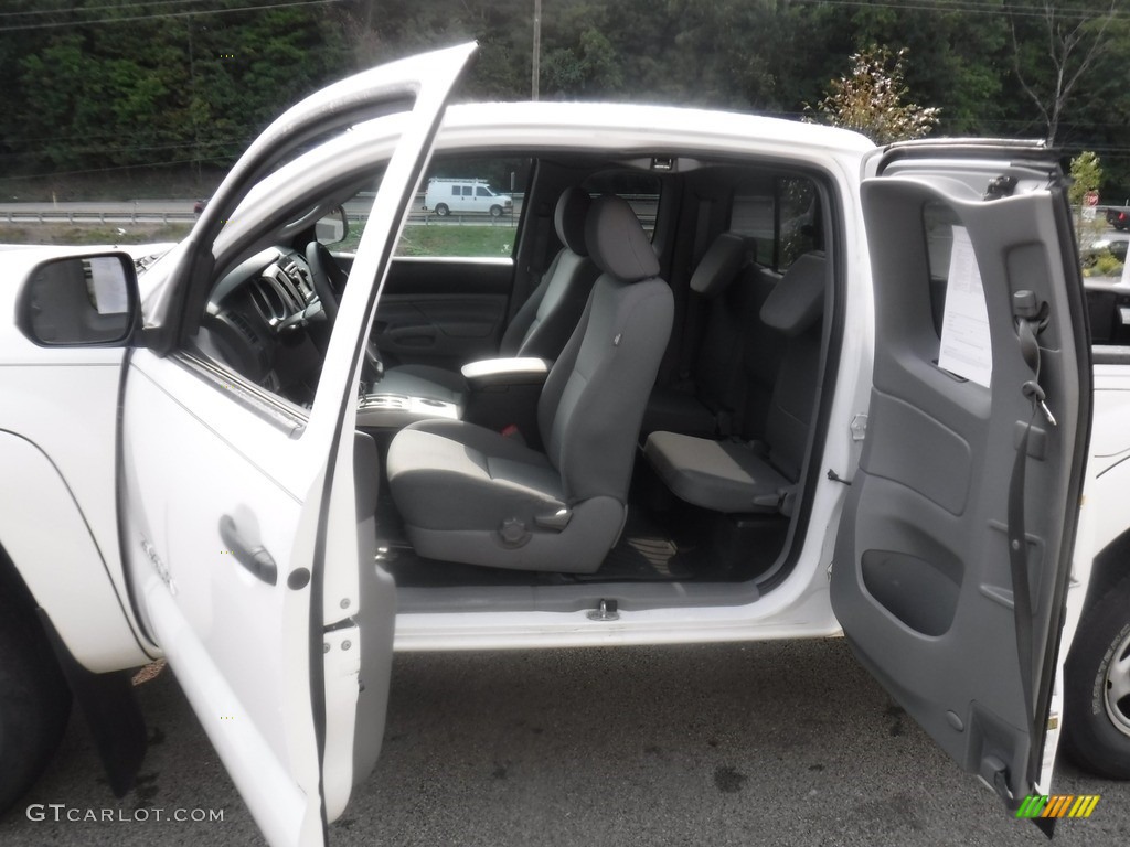 2013 Tacoma SR5 Access Cab 4x4 - Super White / Graphite photo #18