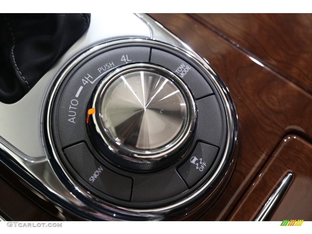 2019 Infiniti QX80 Luxe 4WD Controls Photos