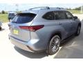 2020 Moon Dust Toyota Highlander Hybrid Platinum AWD  photo #8