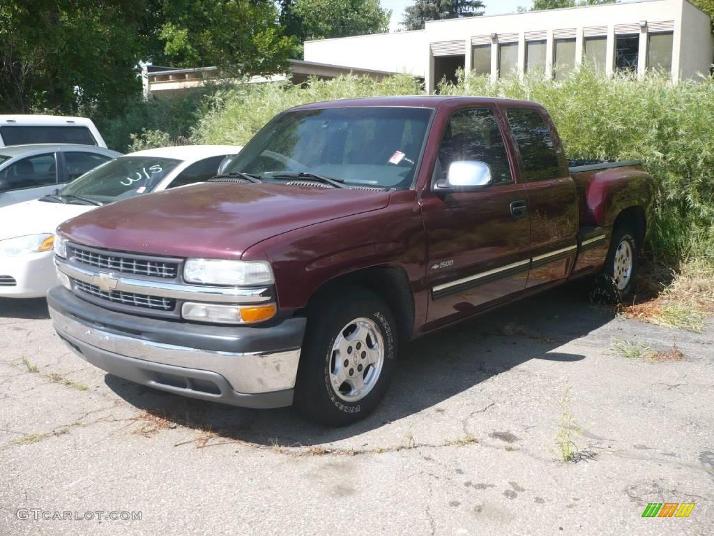 1999 Silverado 1500 Extended Cab - Dark Carmine Red Metallic / Graphite photo #1