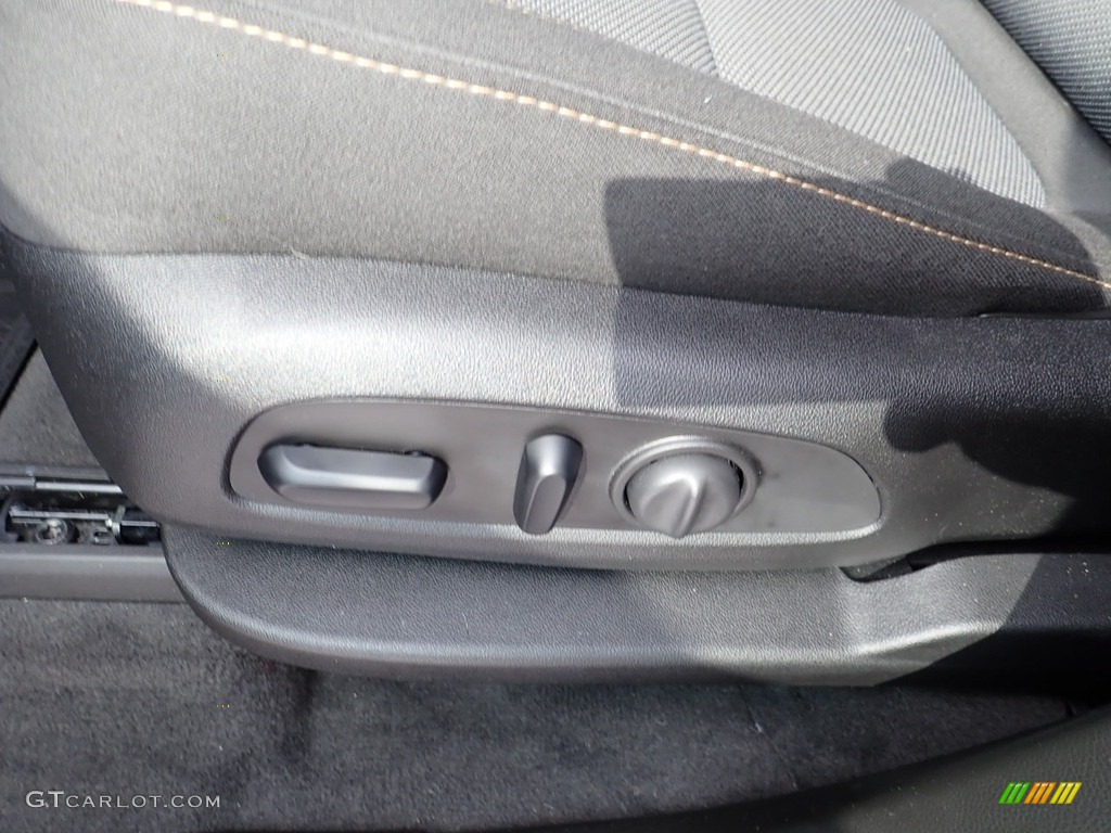 2020 Traverse LT AWD - Graphite Metallic / Jet Black photo #16