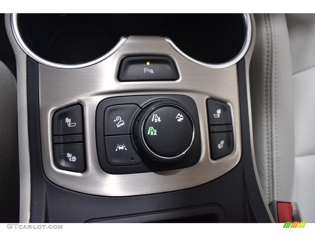 2020 GMC Terrain Denali AWD Controls Photos