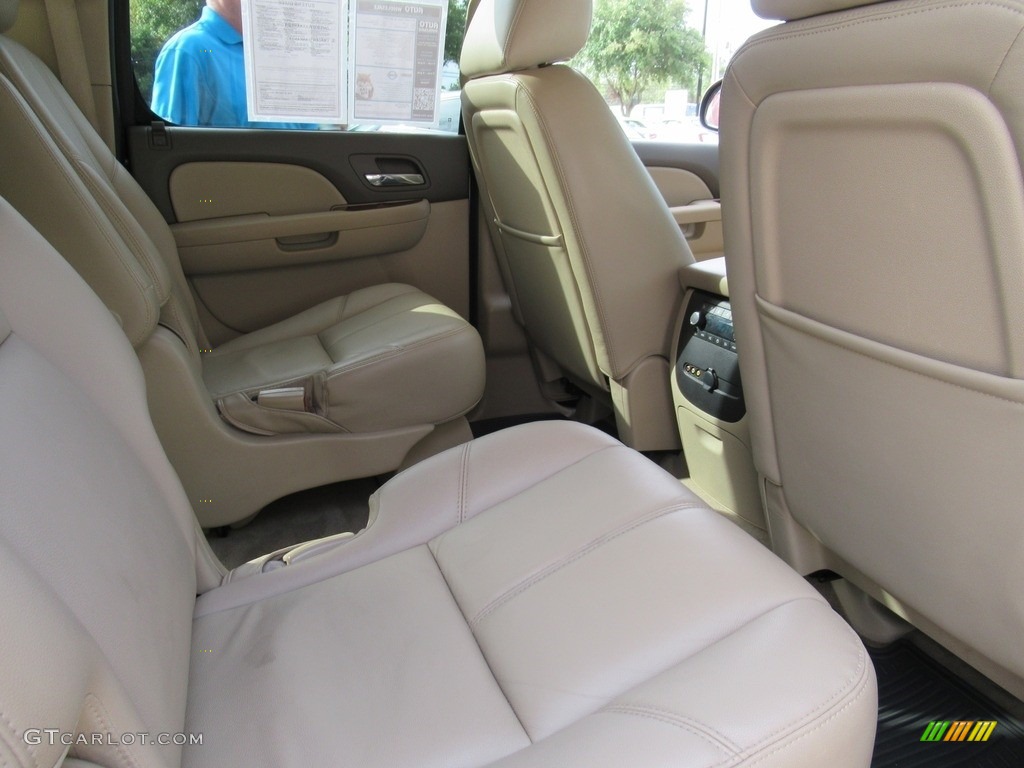 2014 GMC Yukon XL SLT Rear Seat Photo #139561550