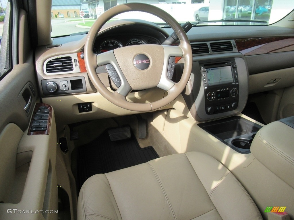 Light Tan Interior 2014 GMC Yukon XL SLT Photo #139561601