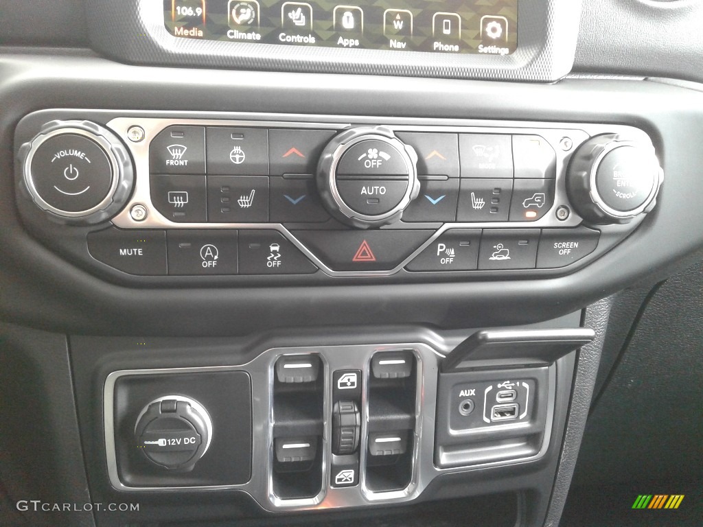 2021 Jeep Wrangler Unlimited High Altitude 4x4 Controls Photos