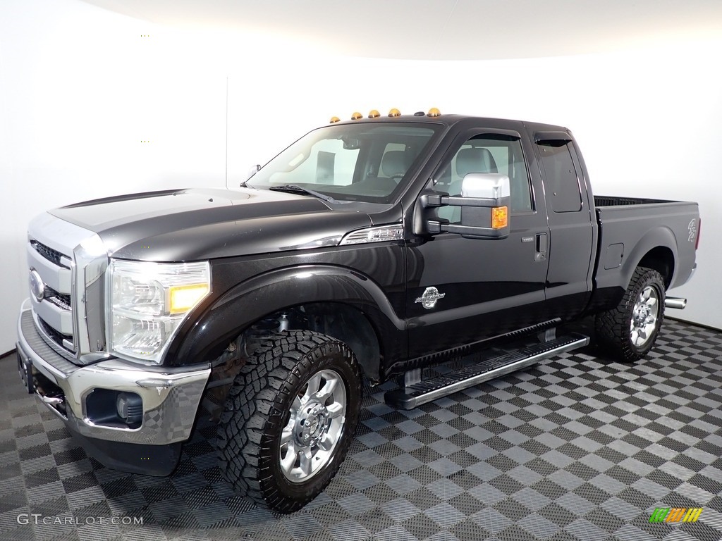 2011 F250 Super Duty XLT SuperCab 4x4 - Tuxedo Black Metallic / Steel Gray photo #7
