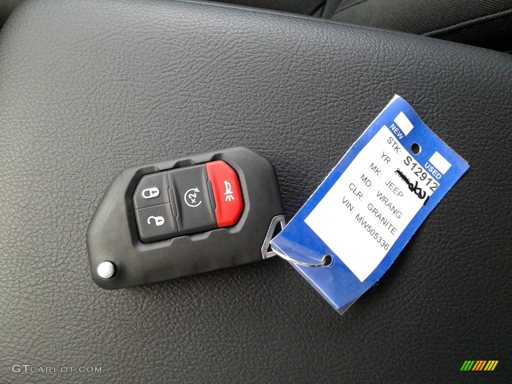 2021 Jeep Wrangler Unlimited Sport 4x4 Keys Photos