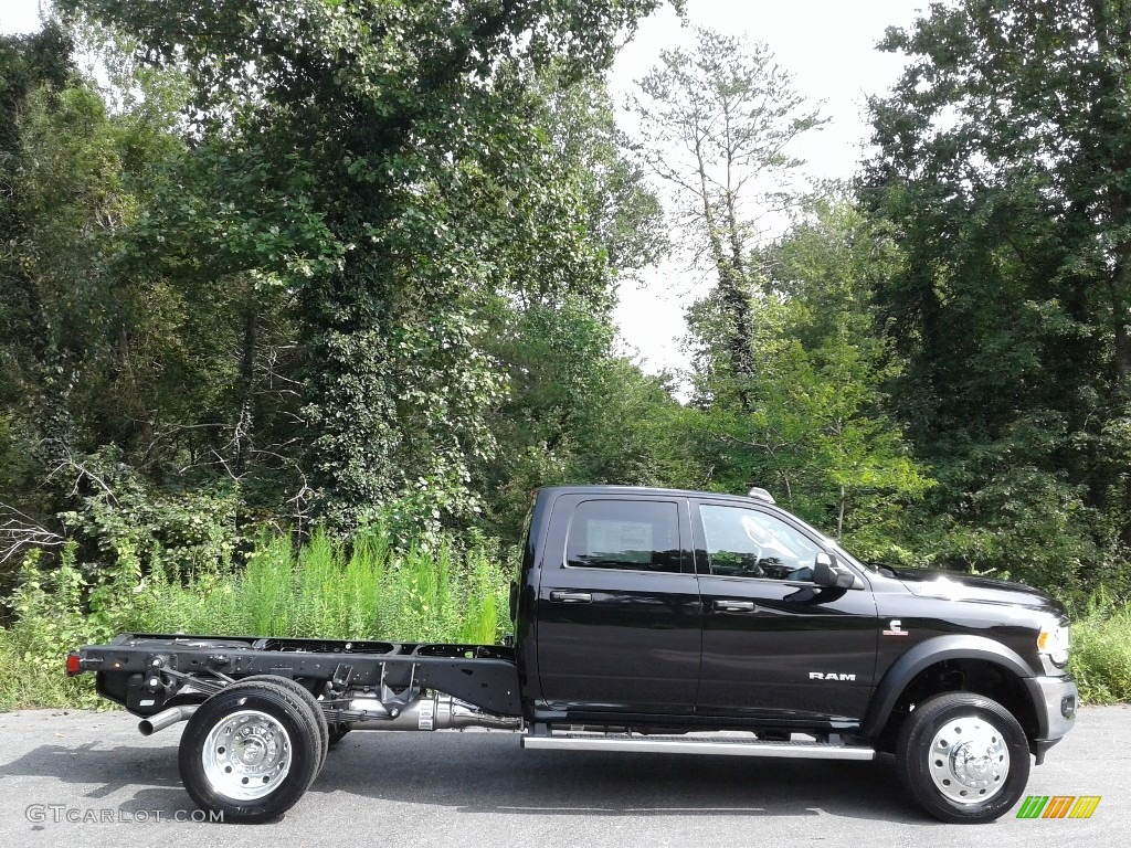 Diamond Black Crystal Pearl 2020 Ram 4500 Tradesman Crew Cab 4x4 Chassis Exterior Photo #139562708