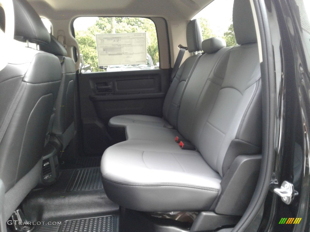 2020 Ram 4500 Tradesman Crew Cab 4x4 Chassis Rear Seat Photo #139562924