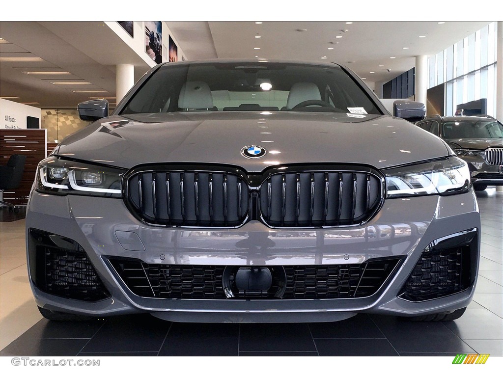 Bernina Gray Amber Effect 2021 BMW 5 Series M550i xDrive Sedan Exterior Photo #139563398