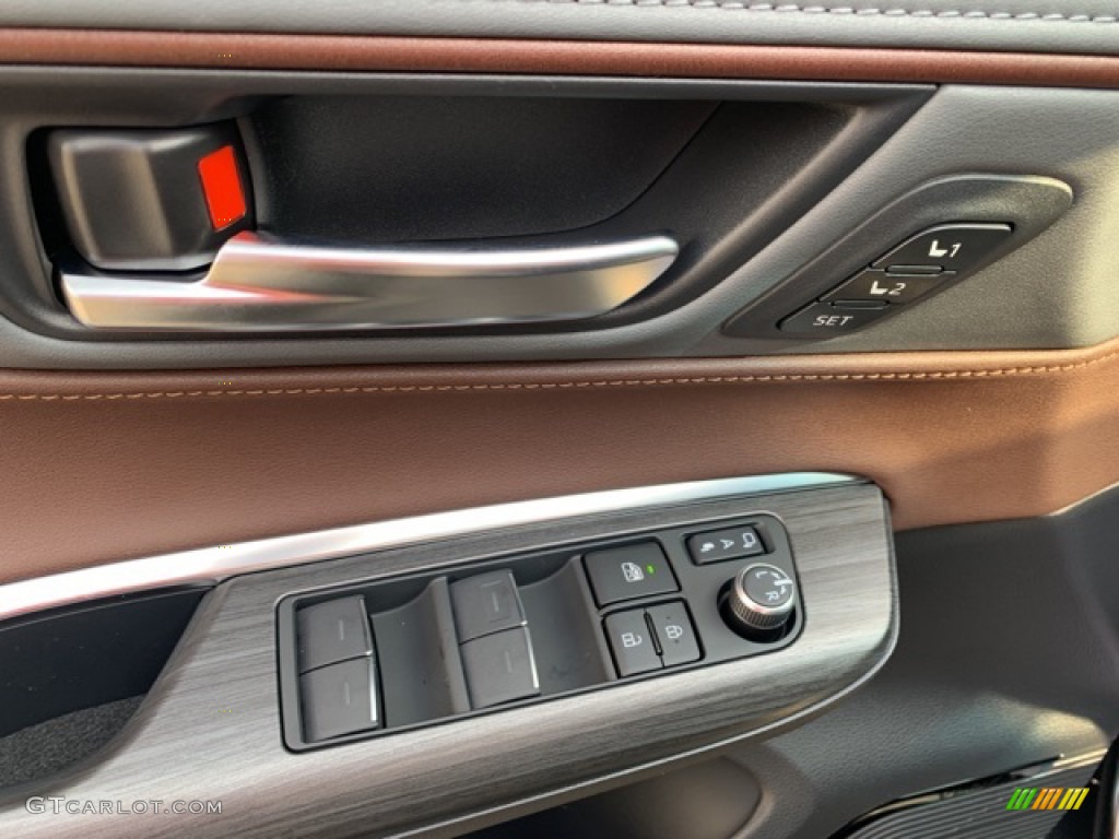 2021 Toyota Venza Hybrid Limited AWD Controls Photo #139566211