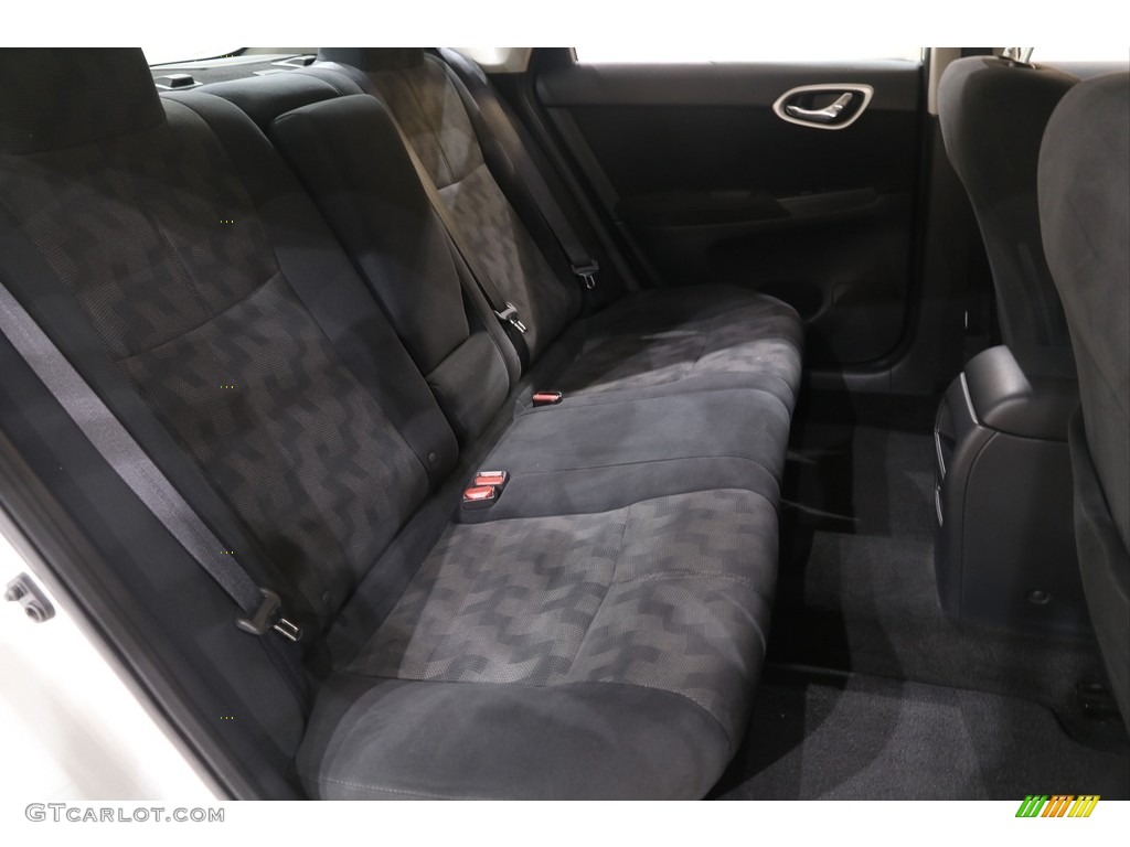 Charcoal Interior 2013 Nissan Sentra SV Photo #139566587
