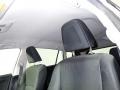 Super White - RAV4 LE Photo No. 31