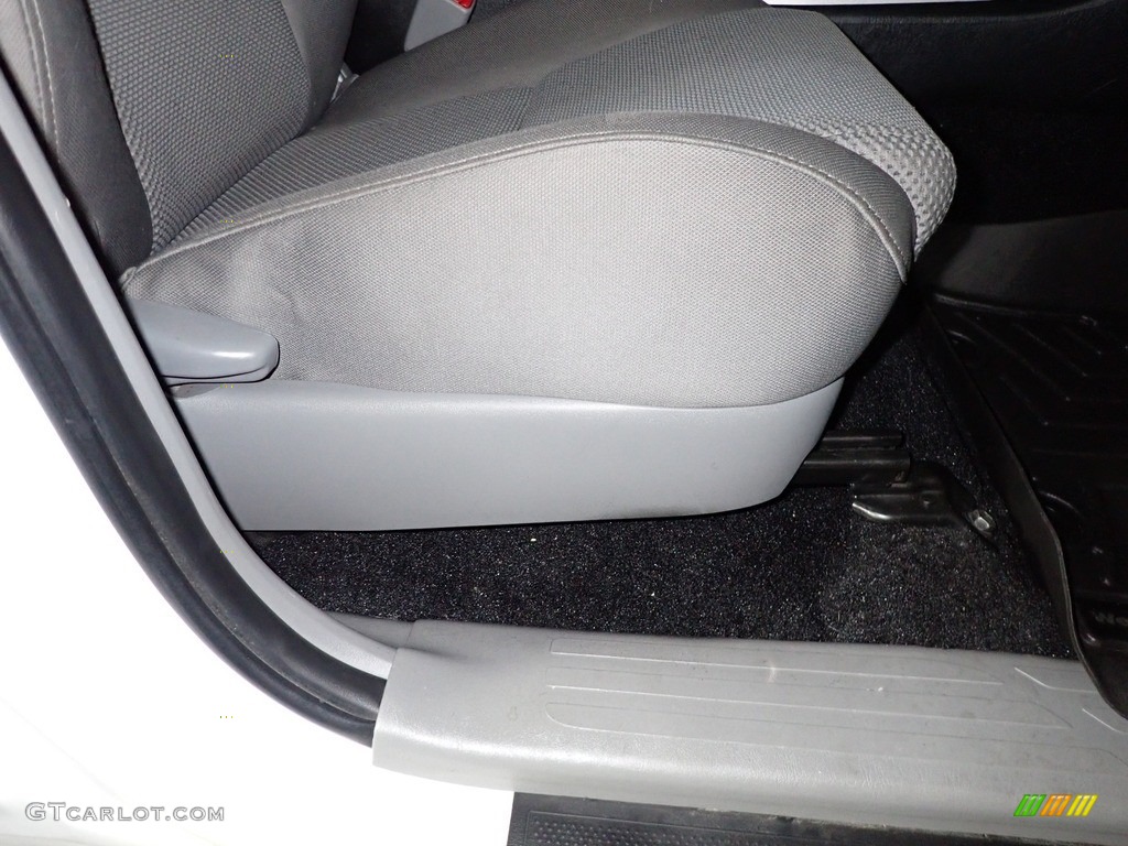 2013 Tacoma V6 TRD Double Cab 4x4 - Super White / Graphite photo #23