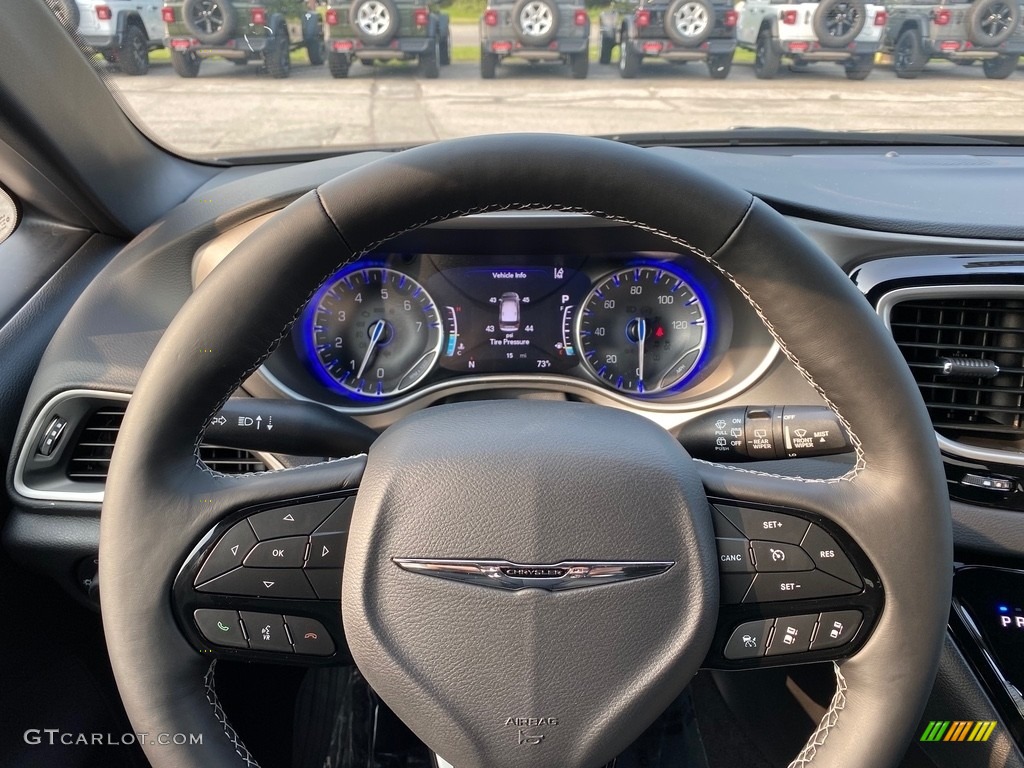 2020 Chrysler Pacifica Launch Edition AWD Black Steering Wheel Photo #139571973