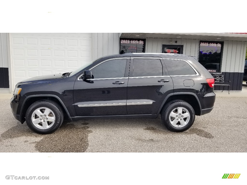 2012 Grand Cherokee Laredo 4x4 - Black Forest Green Pearl / Dark Graystone/Medium Graystone photo #2