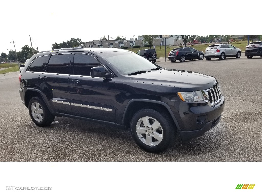 2012 Grand Cherokee Laredo 4x4 - Black Forest Green Pearl / Dark Graystone/Medium Graystone photo #8