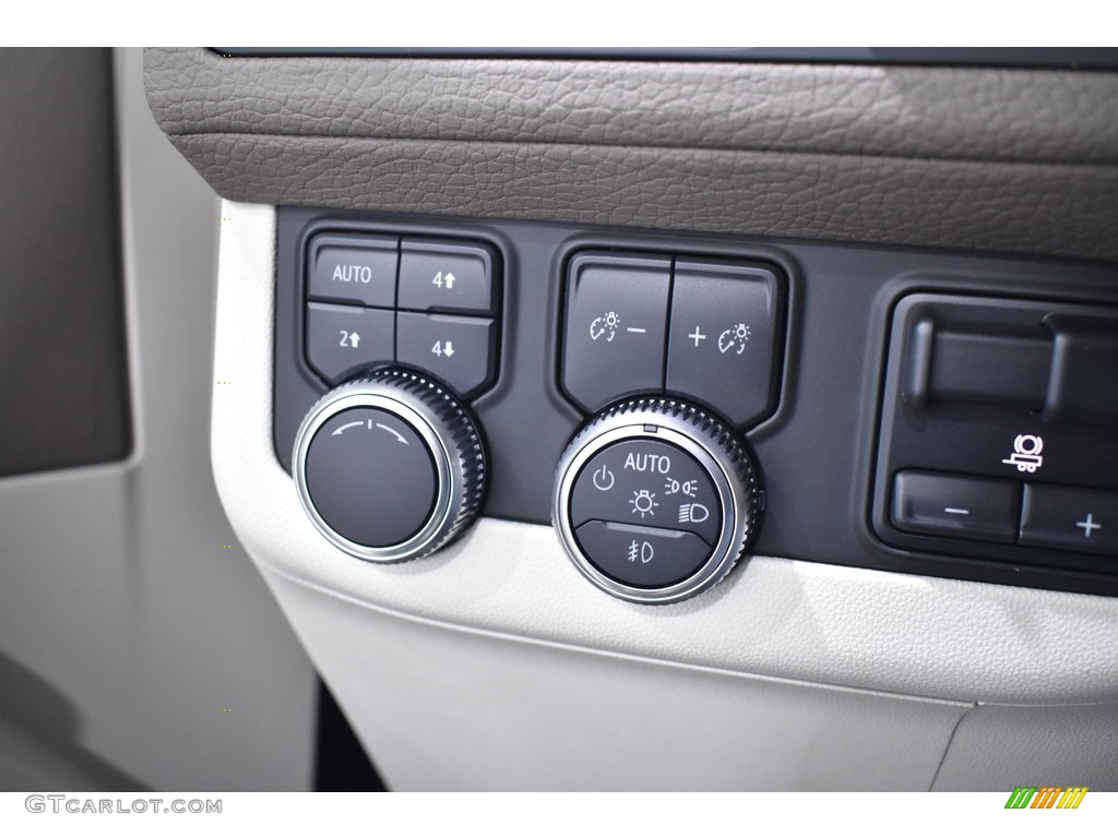 2021 GMC Yukon Denali 4WD Controls Photo #139572852