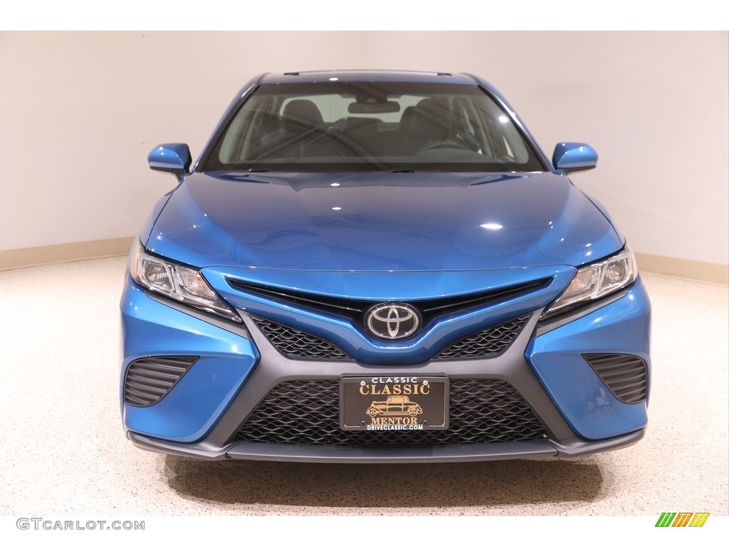 2018 Camry XLE - Blue Streak Metallic / Black photo #2