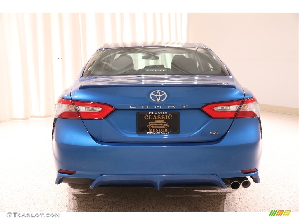 2018 Camry XLE - Blue Streak Metallic / Black photo #14
