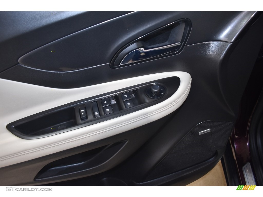 2018 Buick Encore Premium AWD Shale Door Panel Photo #139574570